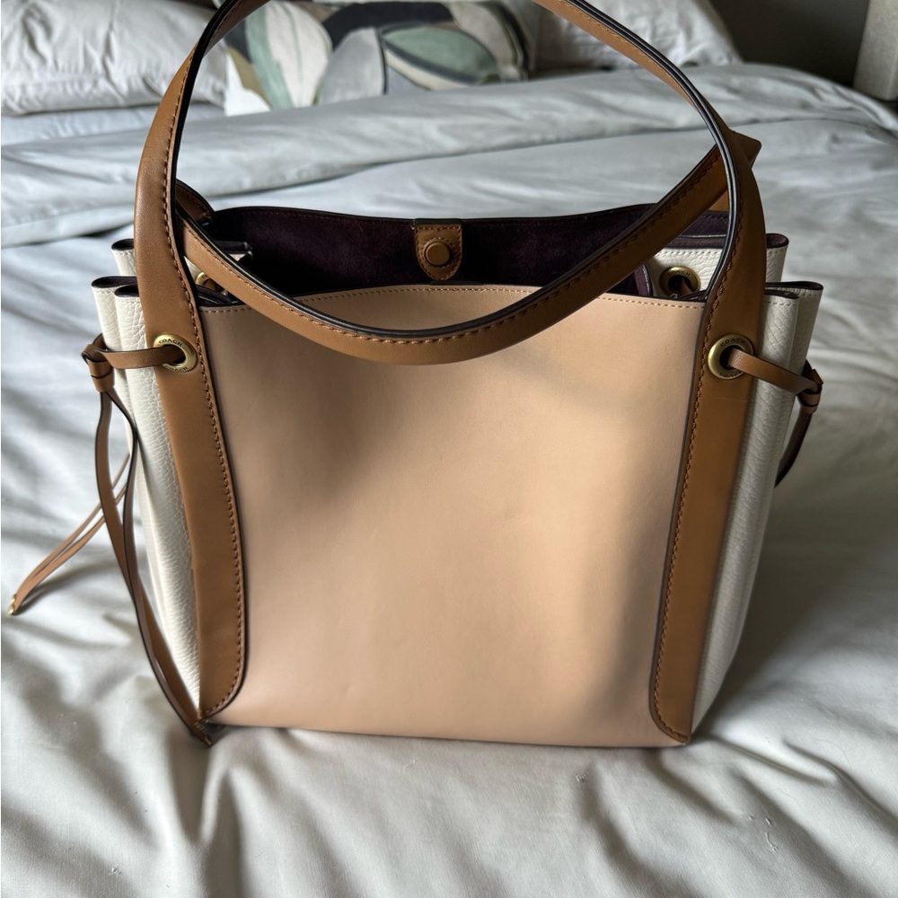 Coach harmony bag